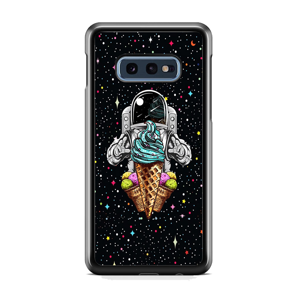Astronauts Ice Cream Chaser Samsung Galaxy S10E Case
