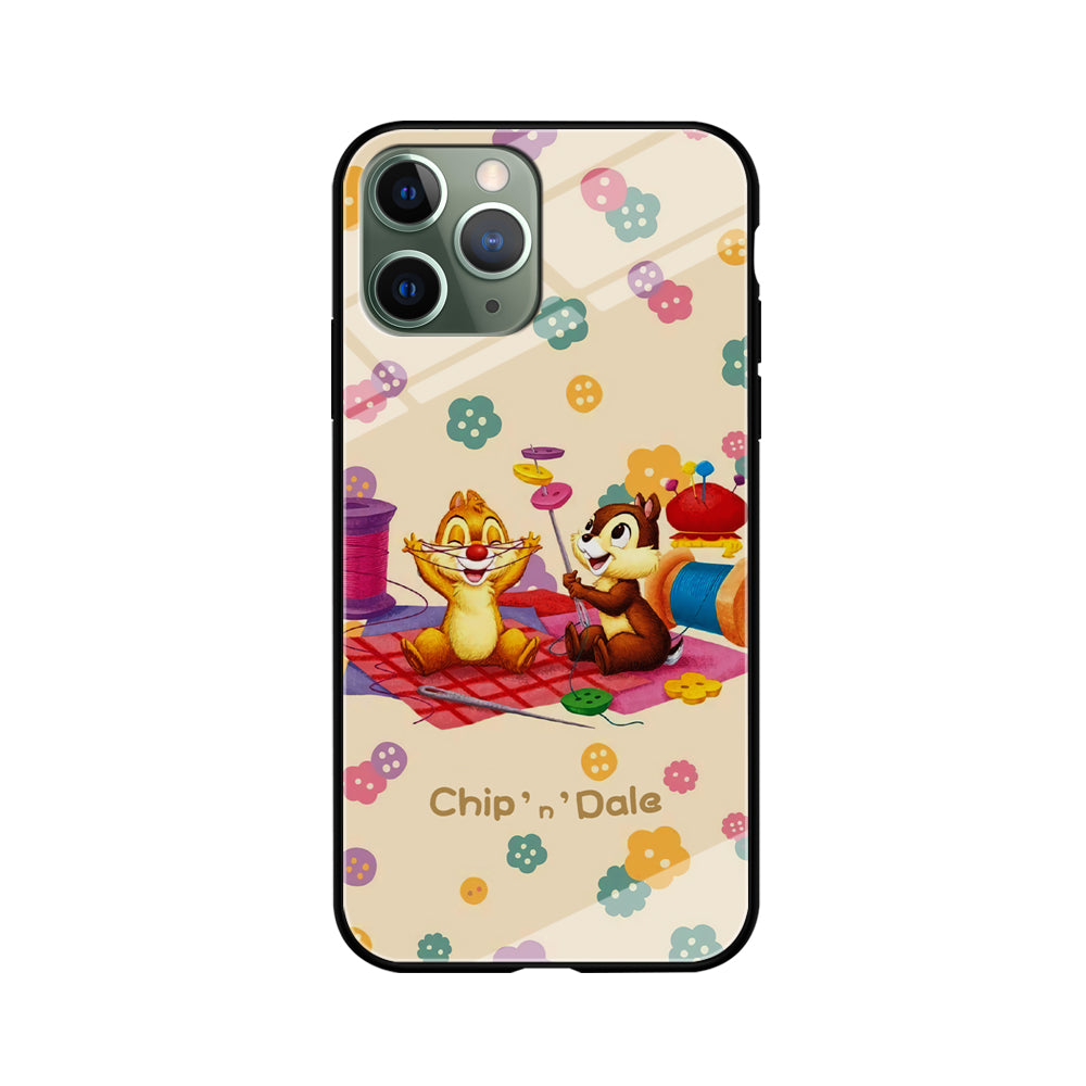 Chip N Dale Play with Yarn iPhone 11 Pro Case