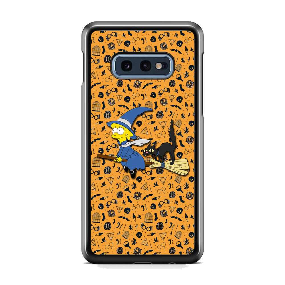 Lisa Simpson and Witch Costume Samsung Galaxy S10E Case