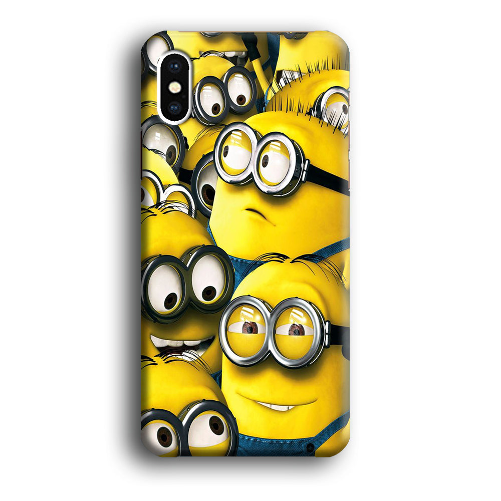 Minions Gather Around iPhone XS Case