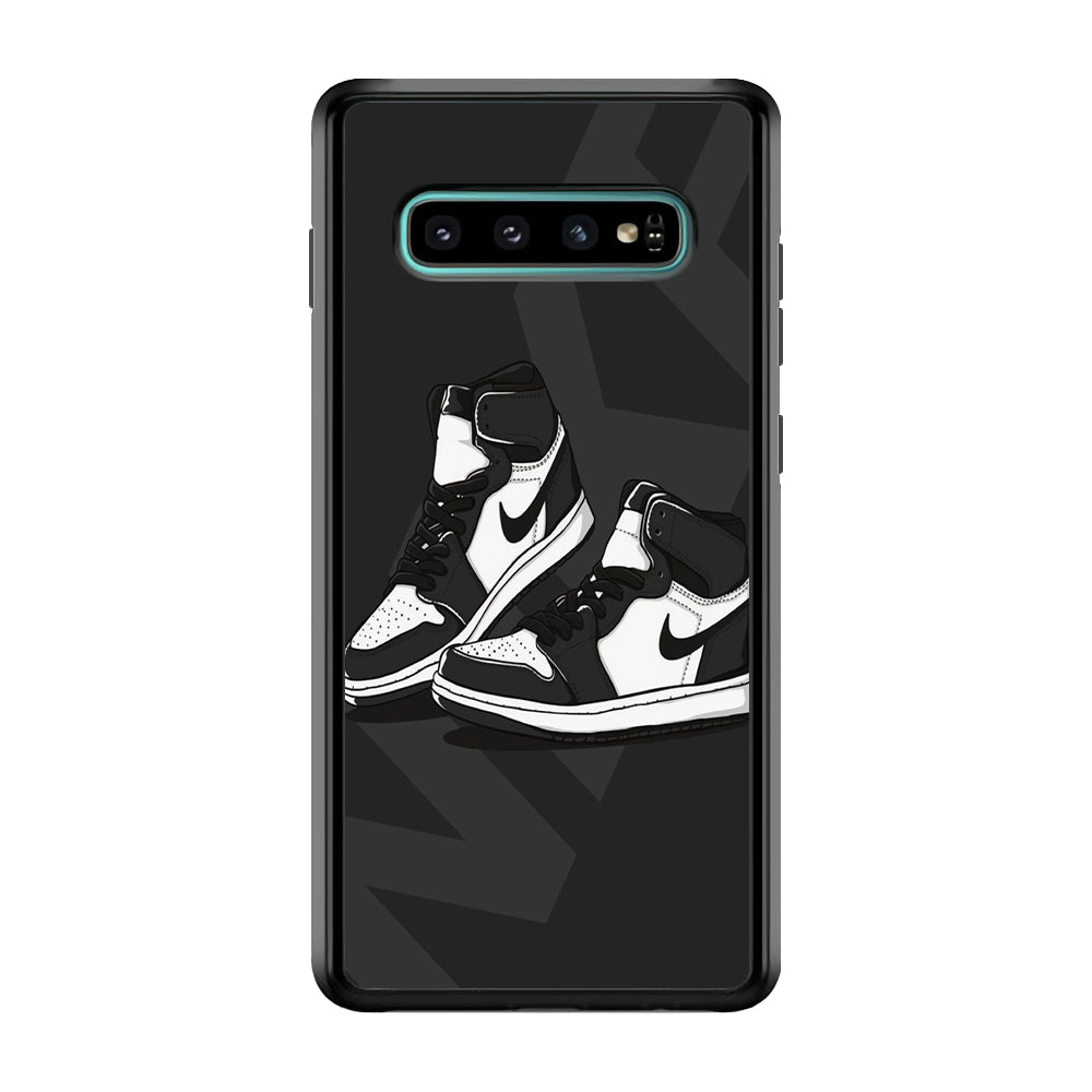 Nike Grey Shoes Samsung Galaxy S10 Plus Case