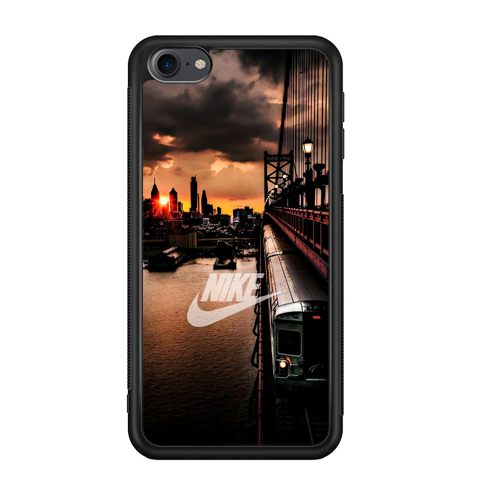 Nike Sunset in New York iPod Touch 6 Case - Carneyforia