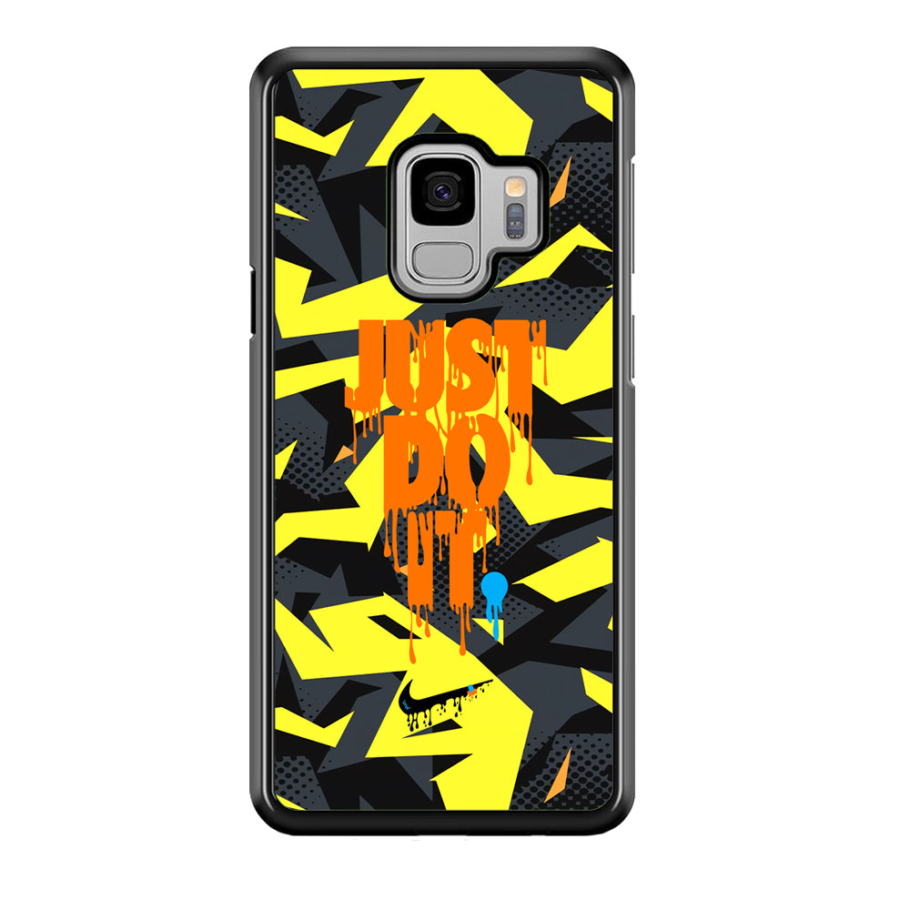 Nike Yellow Abstract Shapes Samsung Galaxy S9 Case