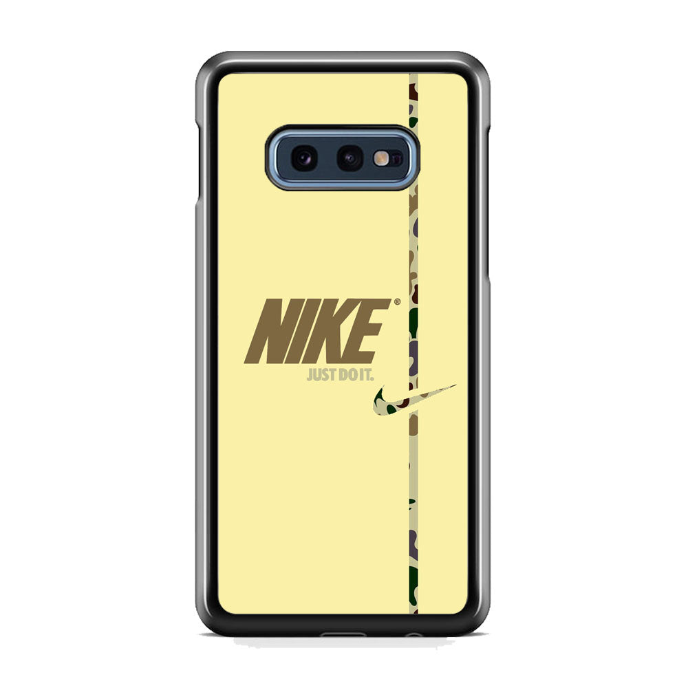Nike Desert Camo Samsung Galaxy S10E Case