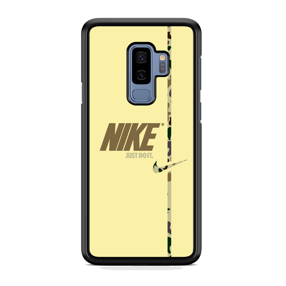 Nike Desert Camo Samsung Galaxy S9 Plus Case