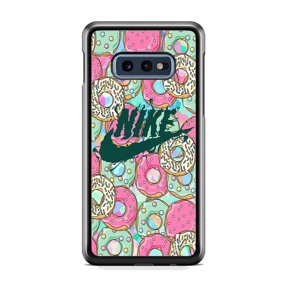 Nike Donut Cream Samsung Galaxy S10E Case