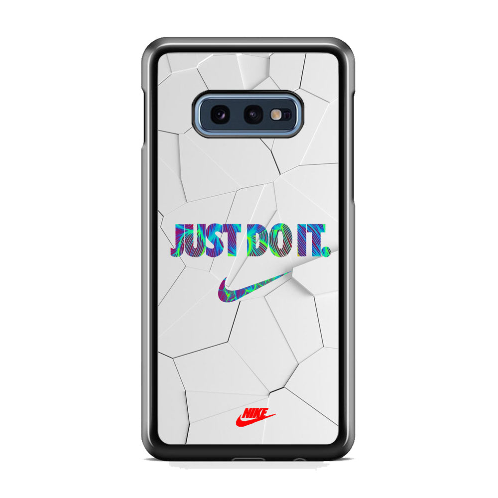 Nike Glowing Inside Samsung Galaxy S10E Case