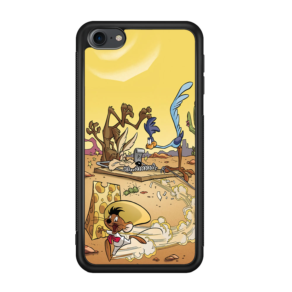 Road Runner Wile E Coyote Trapped iPod Touch 6 Case - Carneyforia