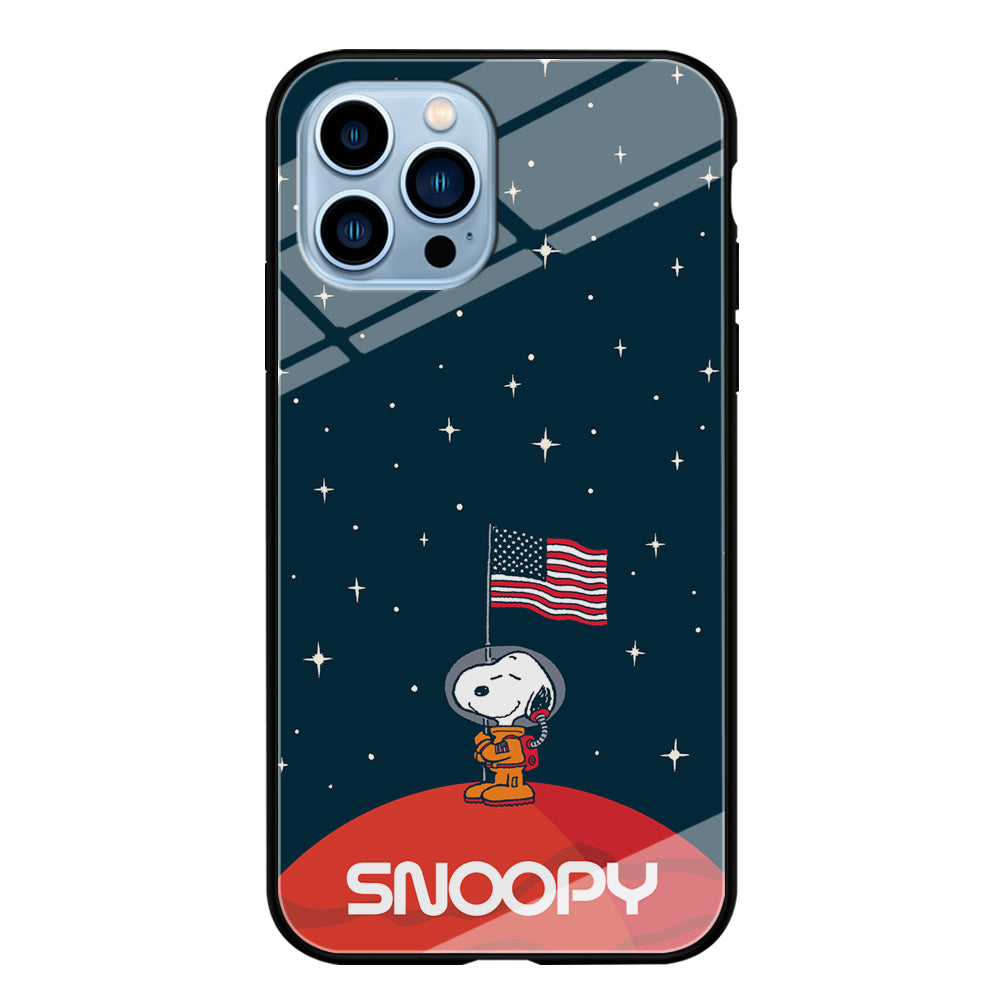 Snoopy Visiting The Moon iPhone 13 Pro Case