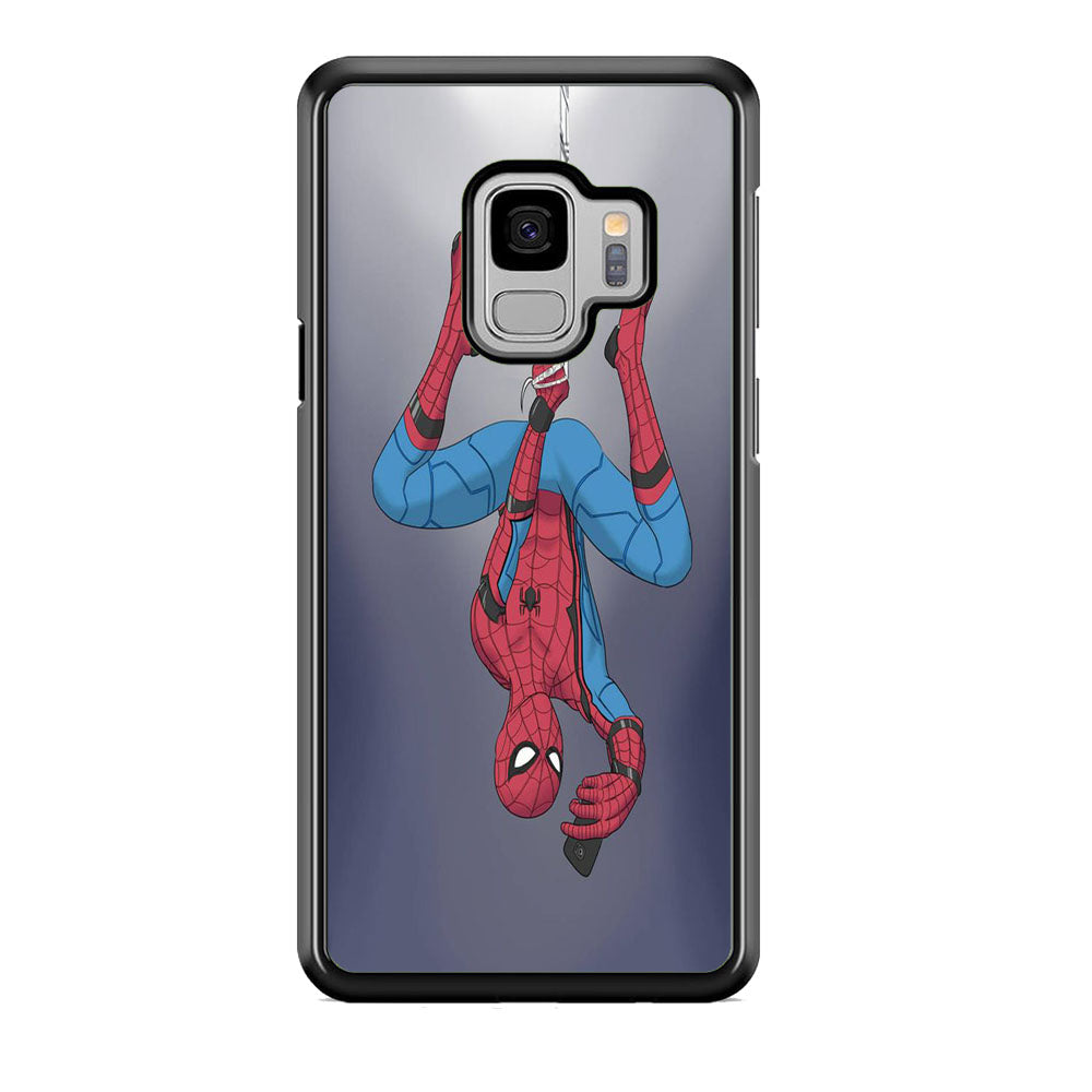 Spiderman Selfie While Hanging Samsung Galaxy S9 Case