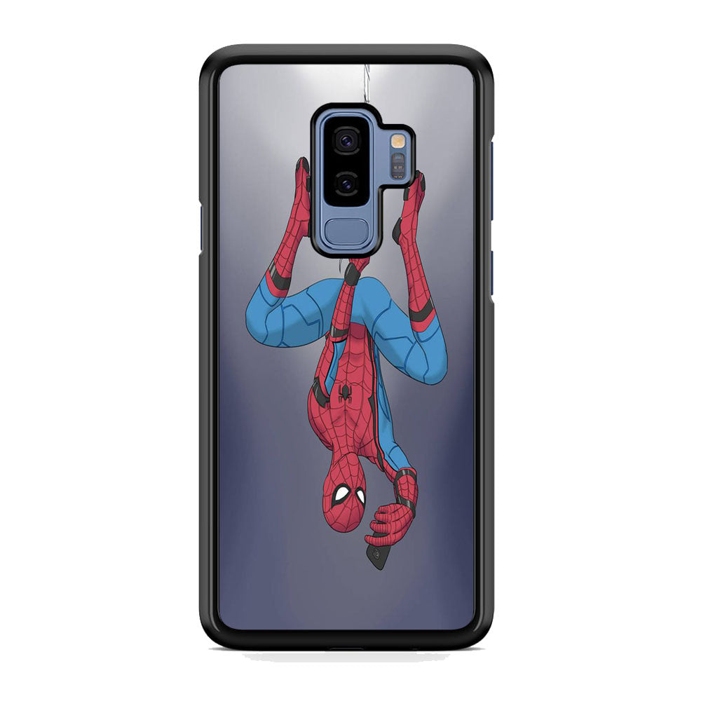 Spiderman Selfie While Hanging Samsung Galaxy S9 Plus Case