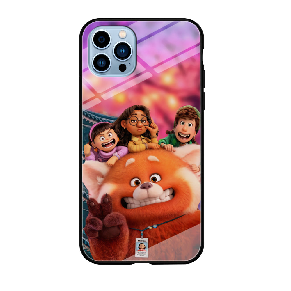 Turning Red Selfie iPhone 12 Pro Case