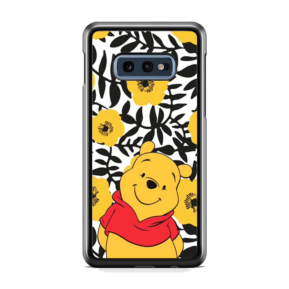 Winnie The Pooh Cheerful Day Samsung Galaxy S10E Case