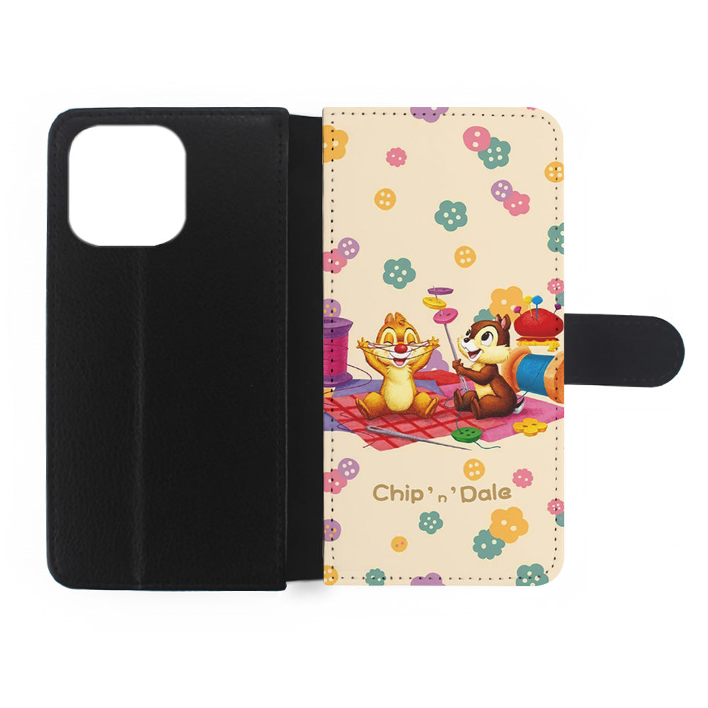 Chip N Dale Play with Yarn iPhone 15 Case