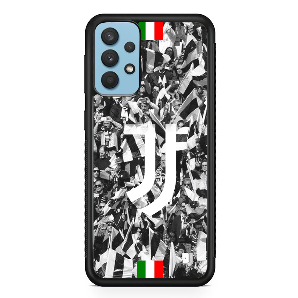 Juventus White and Black Wall of People Samsung Galaxy A32 Case