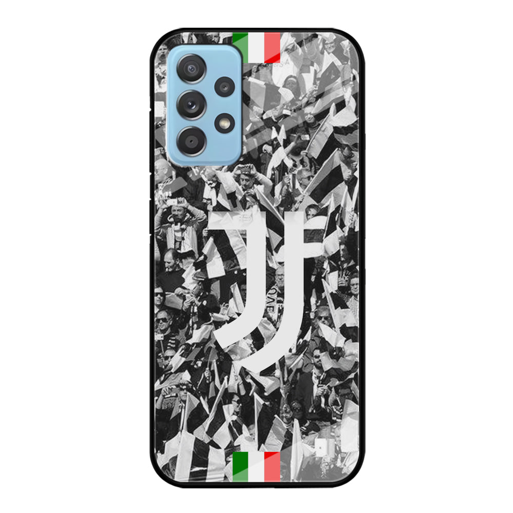 Juventus White and Black Wall of People Samsung Galaxy A72 Case