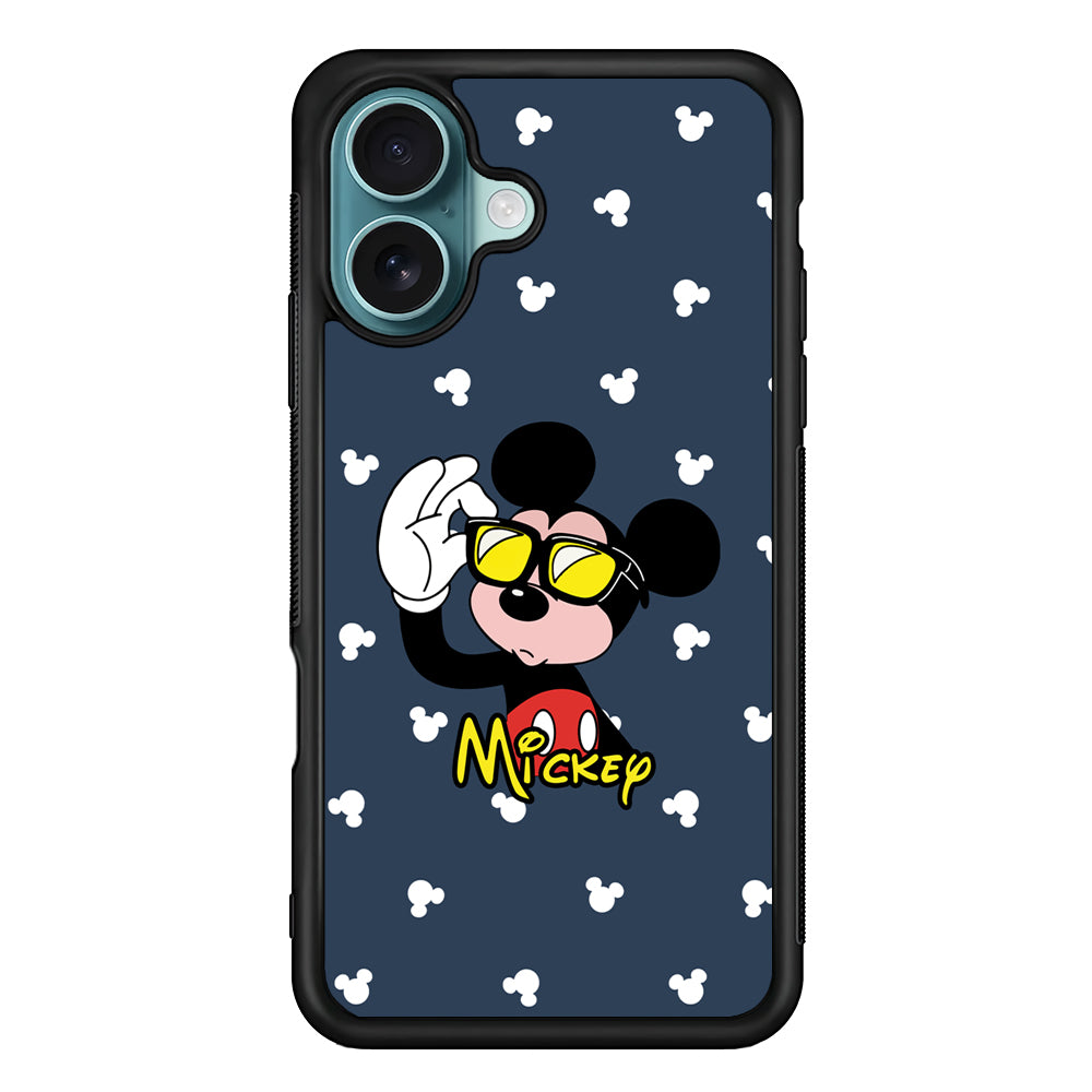 Mickey Mouse Cool with Glass iPhone 17 Case