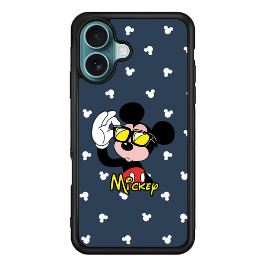 Mickey Mouse Cool with Glass iPhone 17 Case