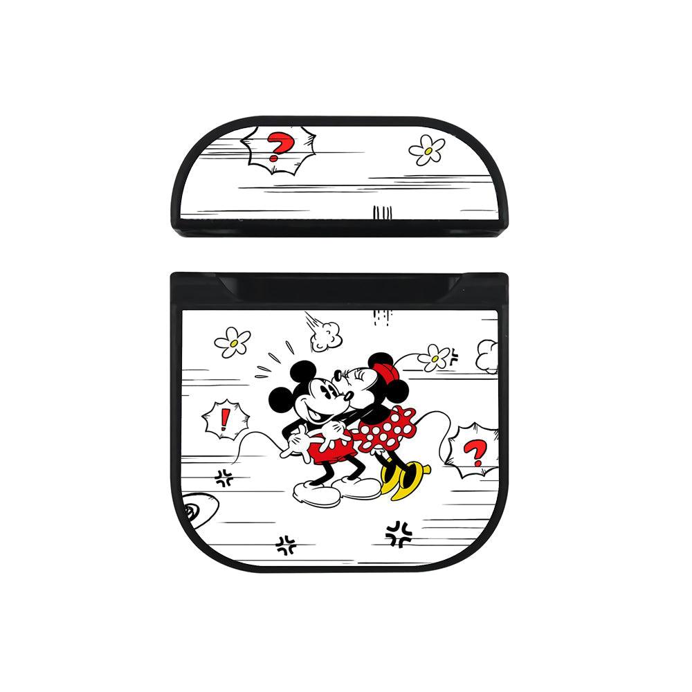 Mickey Mouse Couple in Love Apple Airpods Case Black