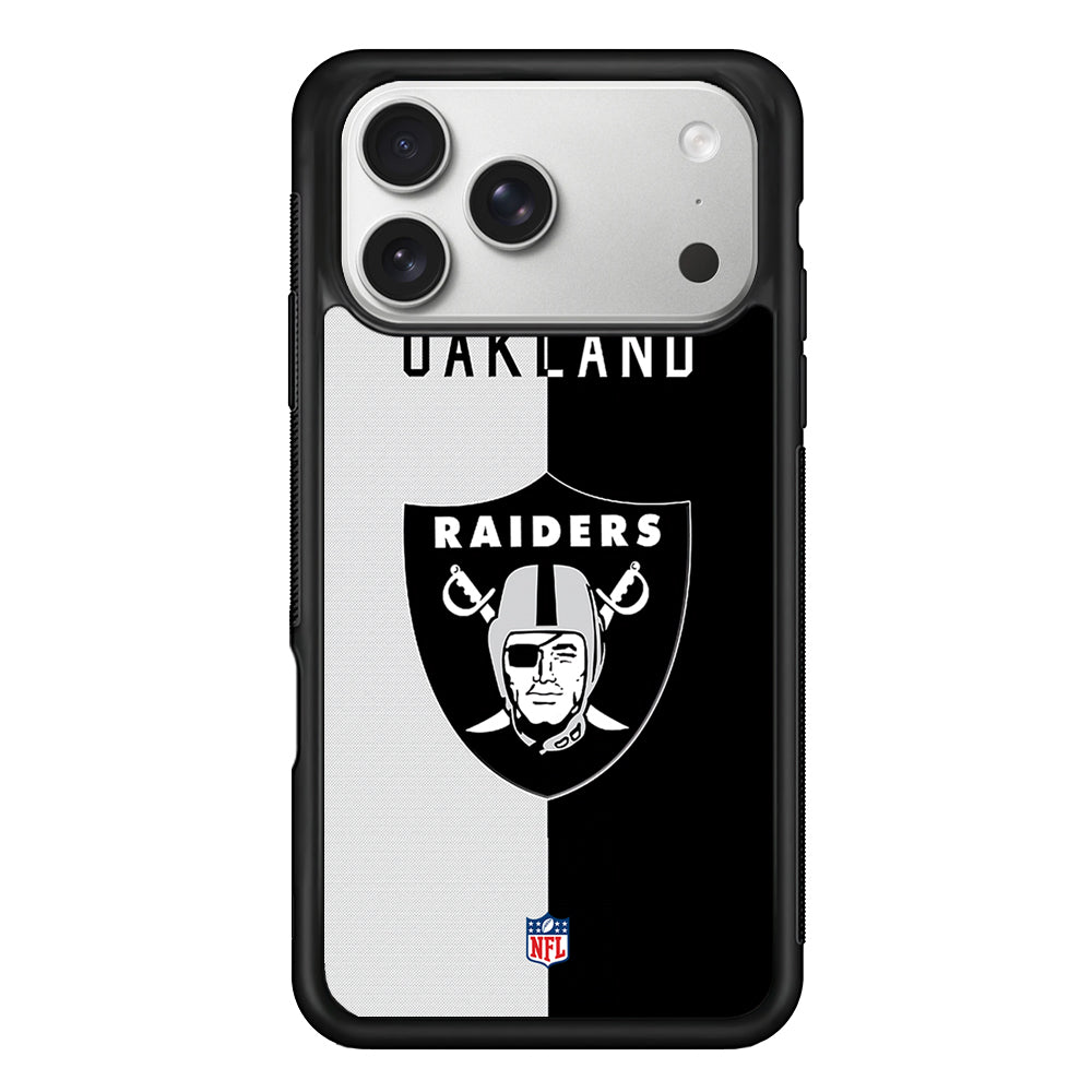 NFL The Oakland Raiders B&W Side iPhone 17 Pro Case