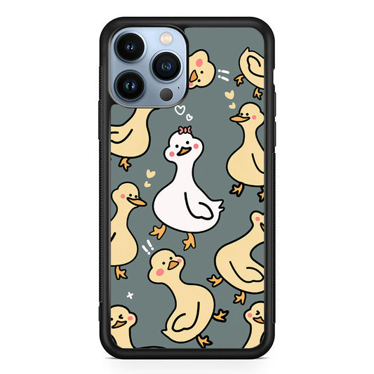 Princess of Duck Patern Wallpaper iPhone 15 Pro Case - Carneyforia
