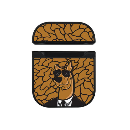 Scooby Doo Hunter in Black Apple Airpods Case Black