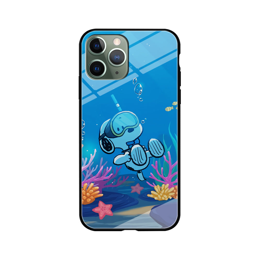 Snoopy Enjoy Diving iPhone 11 Pro Case