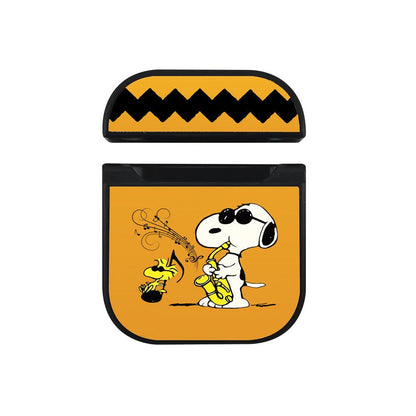 Snoopy Saxophone Player Apple Airpods Case Black