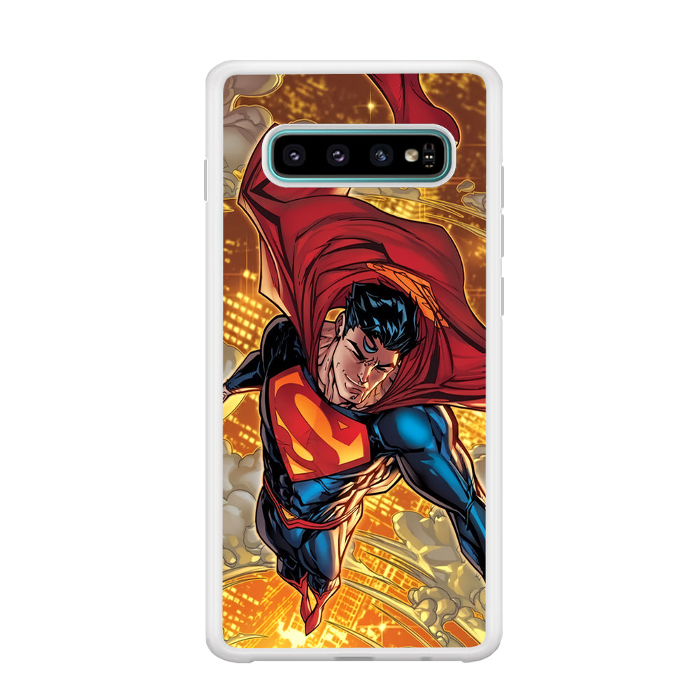 Superman Flying Through The City Samsung Galaxy S10 Case