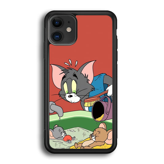 Tom and Jerry Do Not Be Noisy iPhone 12 Case