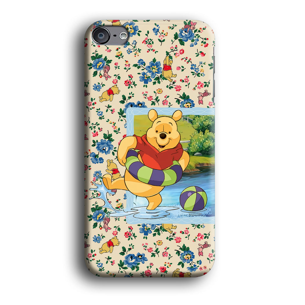 Winnie The Pooh Water Play iPod Touch 6 Case