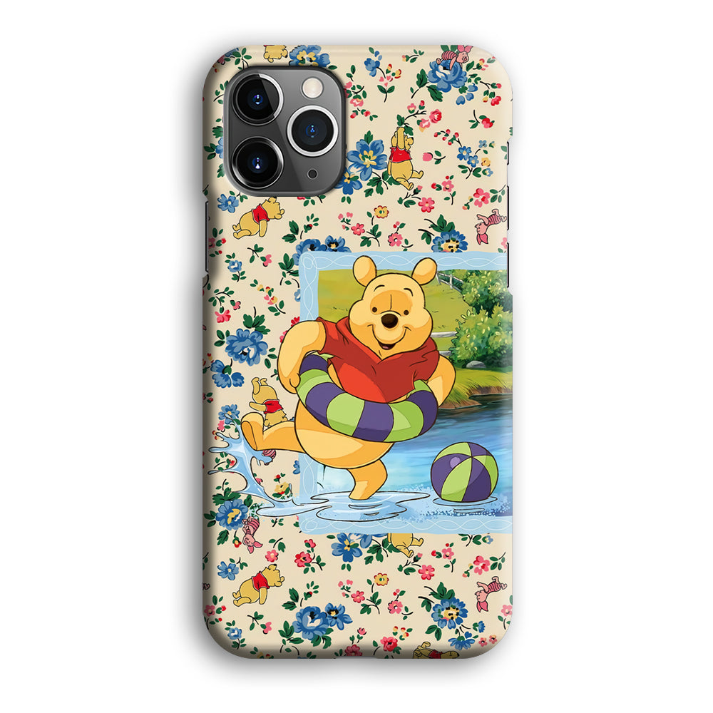 Winnie The Pooh Water Play iPhone 12 Pro Case