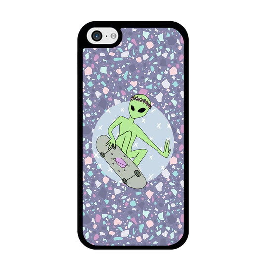 Alien Skate Show iPhone 5 | 5s Case - Carneyforia