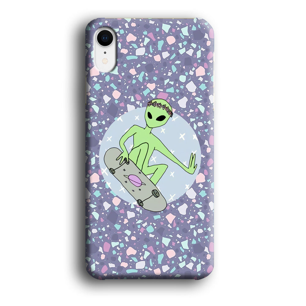 Alien Skate Show iPhone XR Case