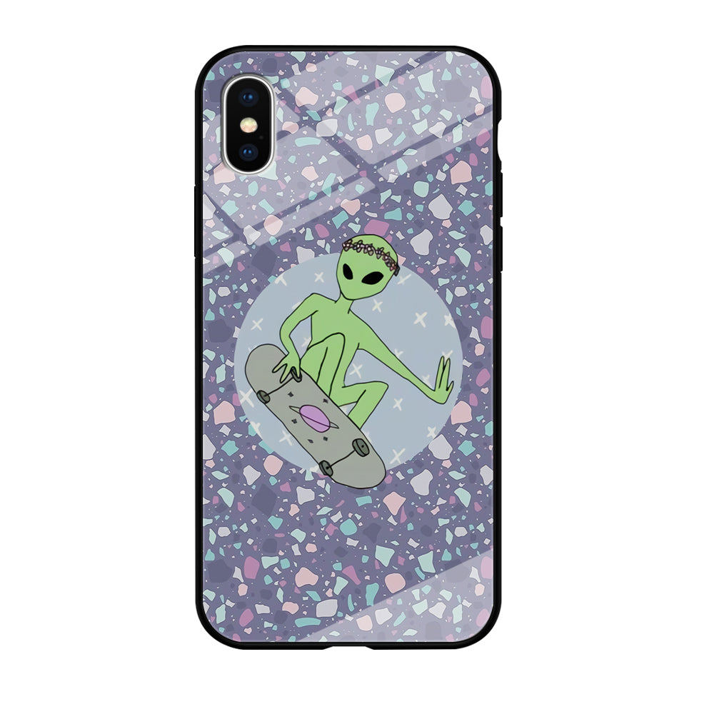 Alien Skate Show iPhone X Case