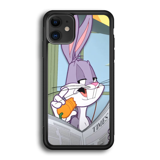 Bugs Bunny Reading The Newspaper iPhone 12 Case