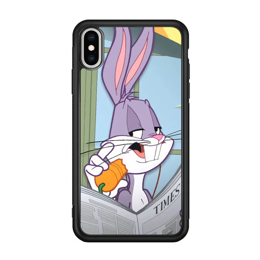 Bugs Bunny Reading The Newspaper iPhone X Case