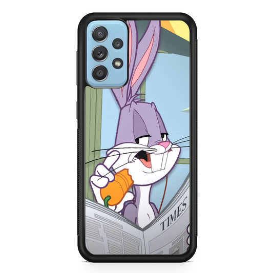Bugs Bunny Reading The Newspaper Samsung Galaxy A72 Case