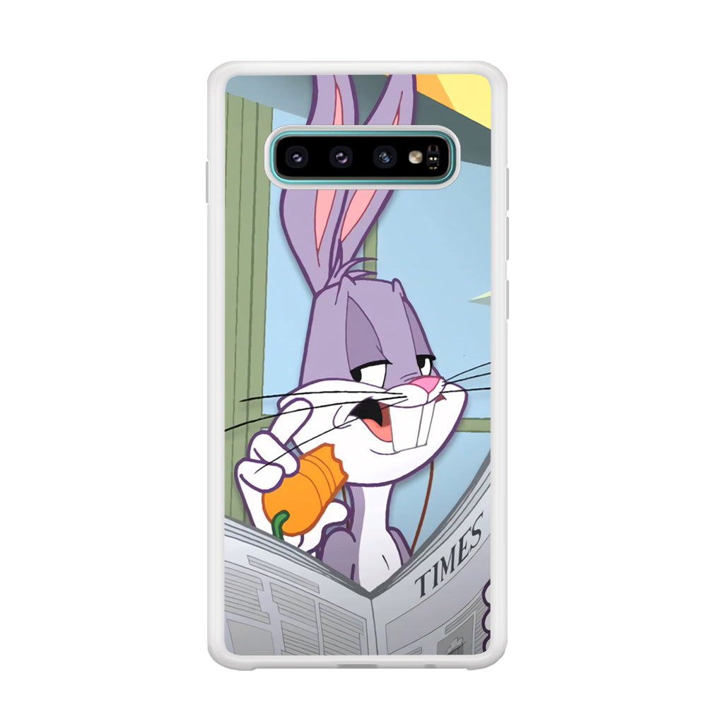 Bugs Bunny Reading The Newspaper Samsung Galaxy S10 Case