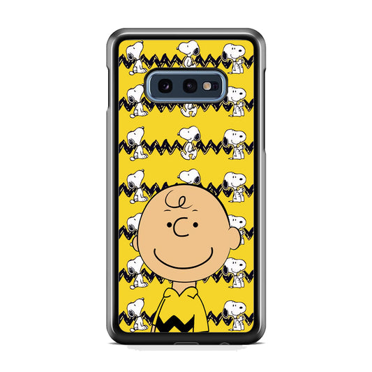 Charlie and Snoopy in Frame Samsung Galaxy S10E Case