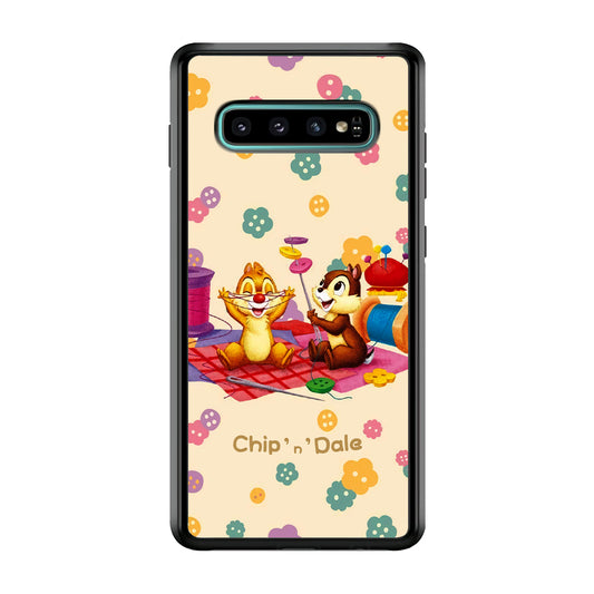 Chip N Dale Play with Yarn Samsung Galaxy S10 Case