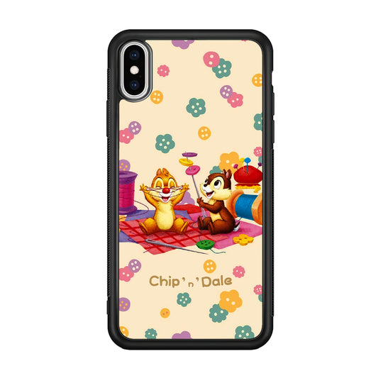 Chip N Dale Play with Yarn iPhone X Case