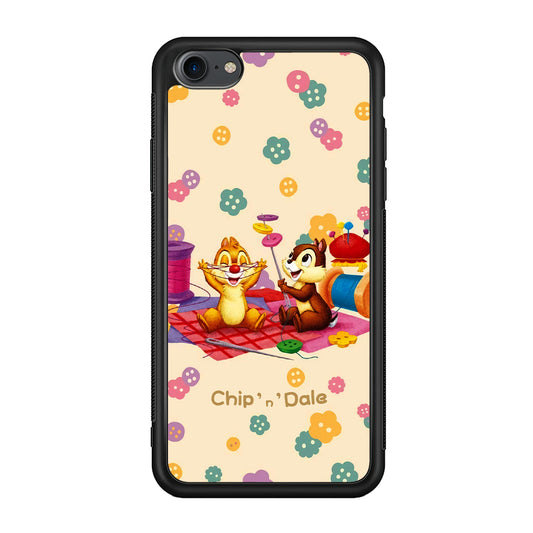 Chip N Dale Play with Yarn iPhone 8 Case