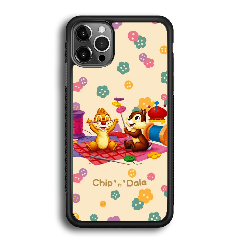 Chip N Dale Play with Yarn iPhone 12 Pro Case