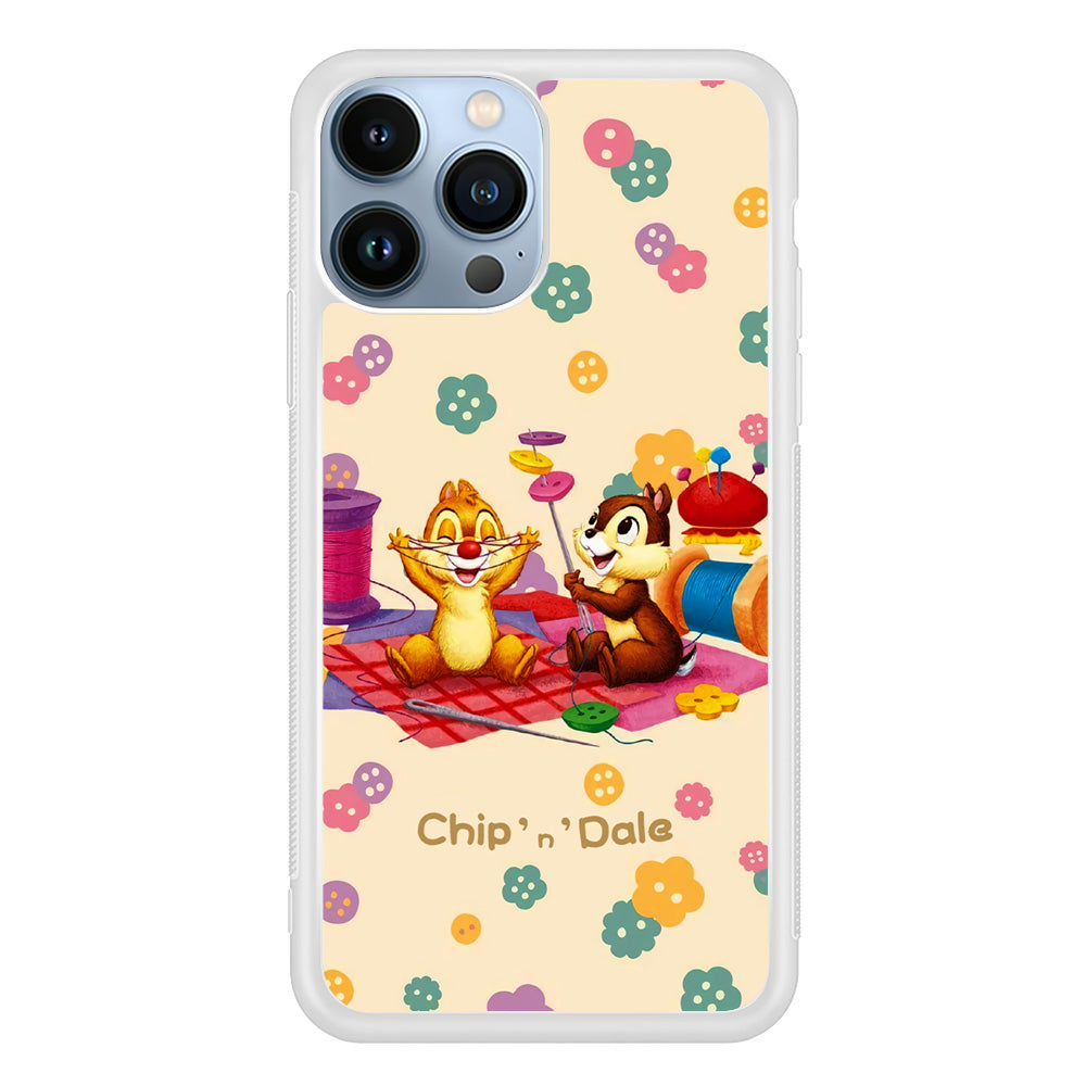 Chip N Dale Play with Yarn iPhone 13 Pro Max Case