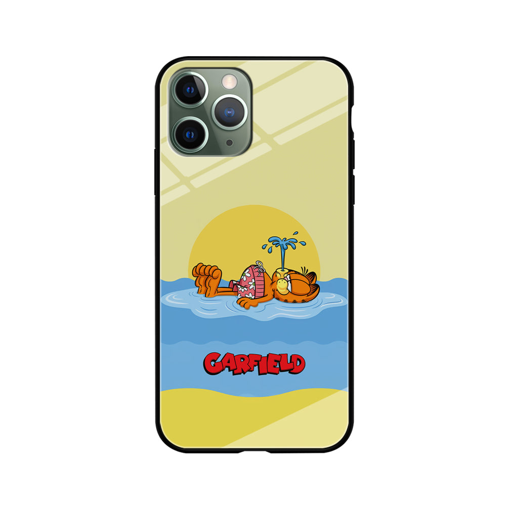 Garfield Bask on The Water iPhone 11 Pro Case