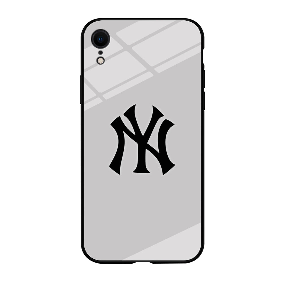MLB New York Yankees White Milk iPhone XR Case