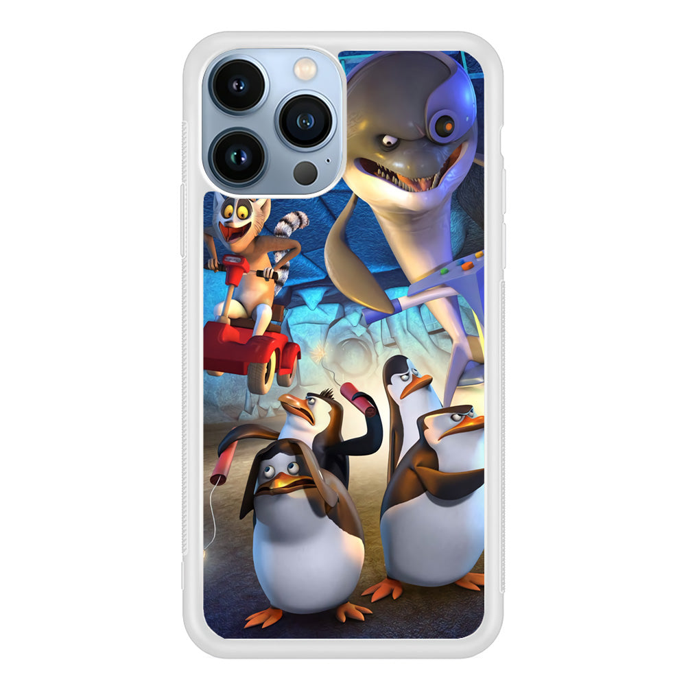 Madagascar Adventure iPhone 13 Pro Max Case