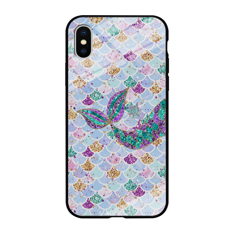 Mermaid Swaying in Light iPhone X Case
