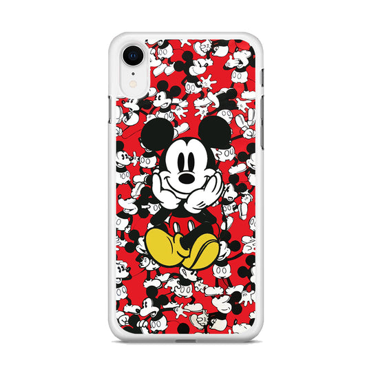 Mickey Leisure Time iPhone XR Case